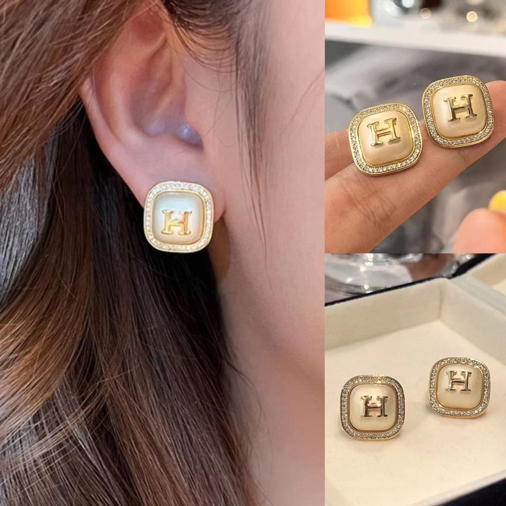 Anting Mutiara Huruf H Retro Anting Angin Dupa Kecil Anting Desain Niche Perempuan