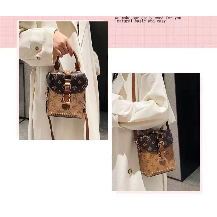 LX805825 Tas SELEMPANG Wanita Model SlingPhone Motif Terbaru 1kg bisa 3 tas supplier tas import EL 5825 Termodis