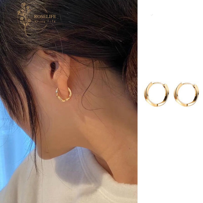 Roselife 14K Glossy Emas Mobius Hoop Earrings Untuk Wanita Perempuan Trendi Memutar Lingkaran Bulat Anting-Anting Geometris Telinga Perhiasan Aksesoris