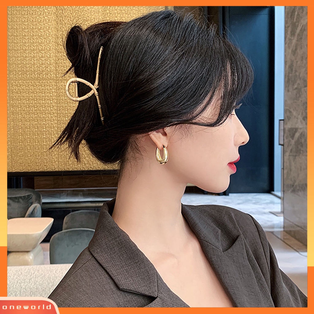 [EONE] 1pasang Anting Hoop Temperamen Besar Geometris Hadiah Emas Gaya Retro Wanita Oval Anting Fashion Perhiasan