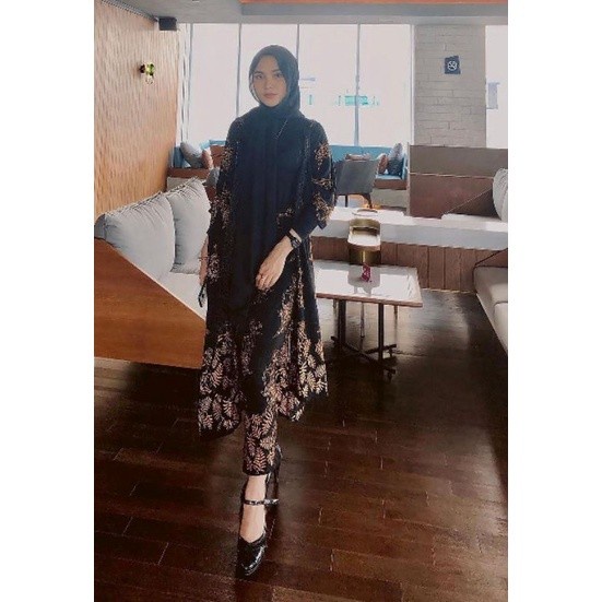 SETELAN LONG OUTER BATIK WAYANG MIX BRUKAT JUMBO KONDANGAN  - ROK+CARDI, ATASAN AJA