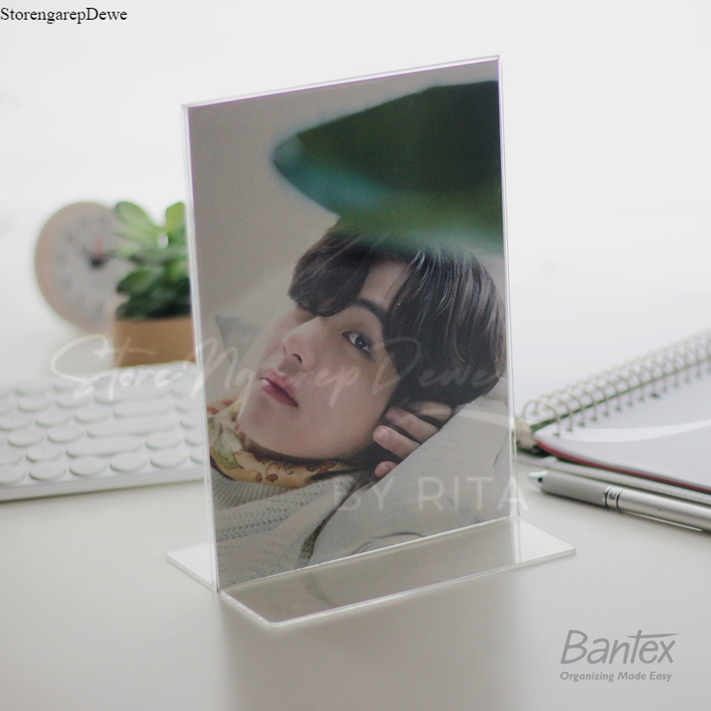

Bantex A5 Acrylic Stand Up Display 8855 08 Poster Sign Holder / Photocard PC Holder / Tent Holder / Tent Card Papan Akrilik Display 2 Sisi Barang kondisi baru real Bantex original