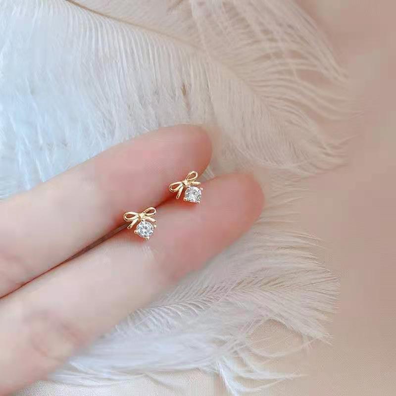 Kami Bunga Vintage 14 K Emas Kecil Bersinar Zirkon Busur Stud Anting-Anting Untuk Wanita Gadis Halus Lucu Ikatan Simpul Anting-Anting Elegan Telinga Perhiasan Aksesoris