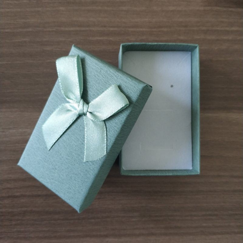 Kotak Tempat Cincin Motif Polos Perhiasan Anting Lucu Pita Murah Bagus