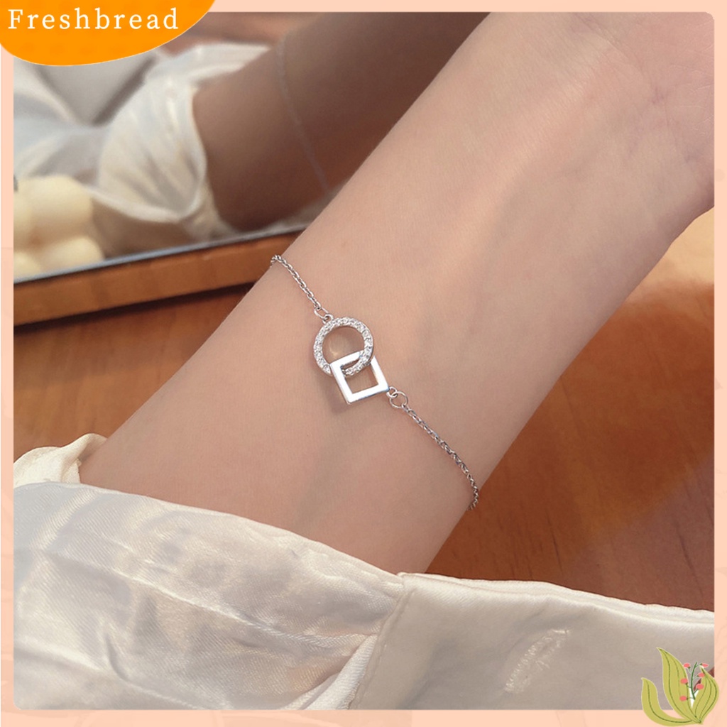 &lt; Freshbread &gt; Wanita Gelang Adjustable Berlian Imitasi Mengkilap Hias Kepribadian All-match Dekorasi Geometris Persegi Cincin Interlock Rantai Gelang Tangan Perhiasan Untuk Pacaran