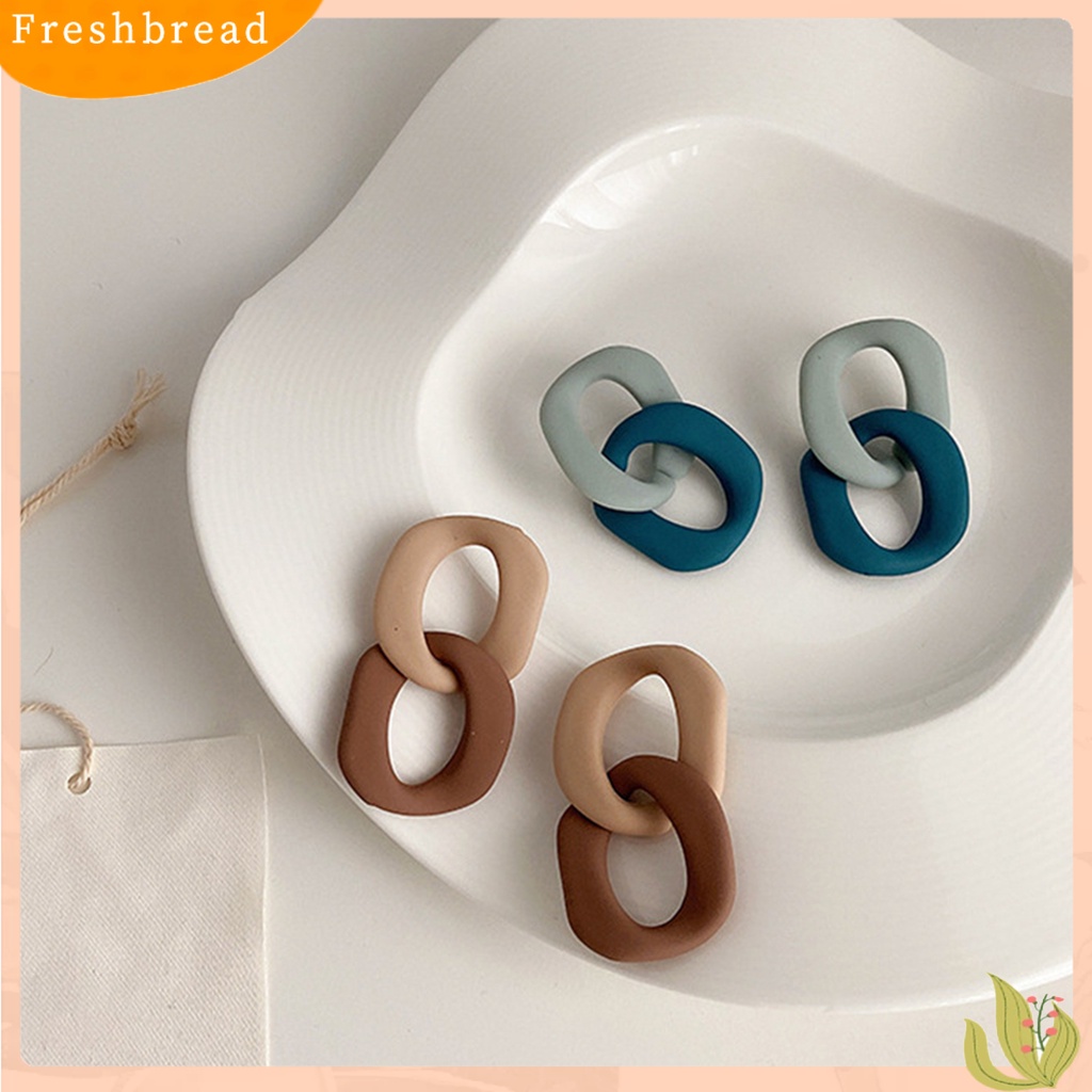 &lt; Freshbread &gt; 1pasang Anting Retro Hollow Belah Ketupat Bentuk Tidak Teratur Anting Warna Kontras Untuk Wanita