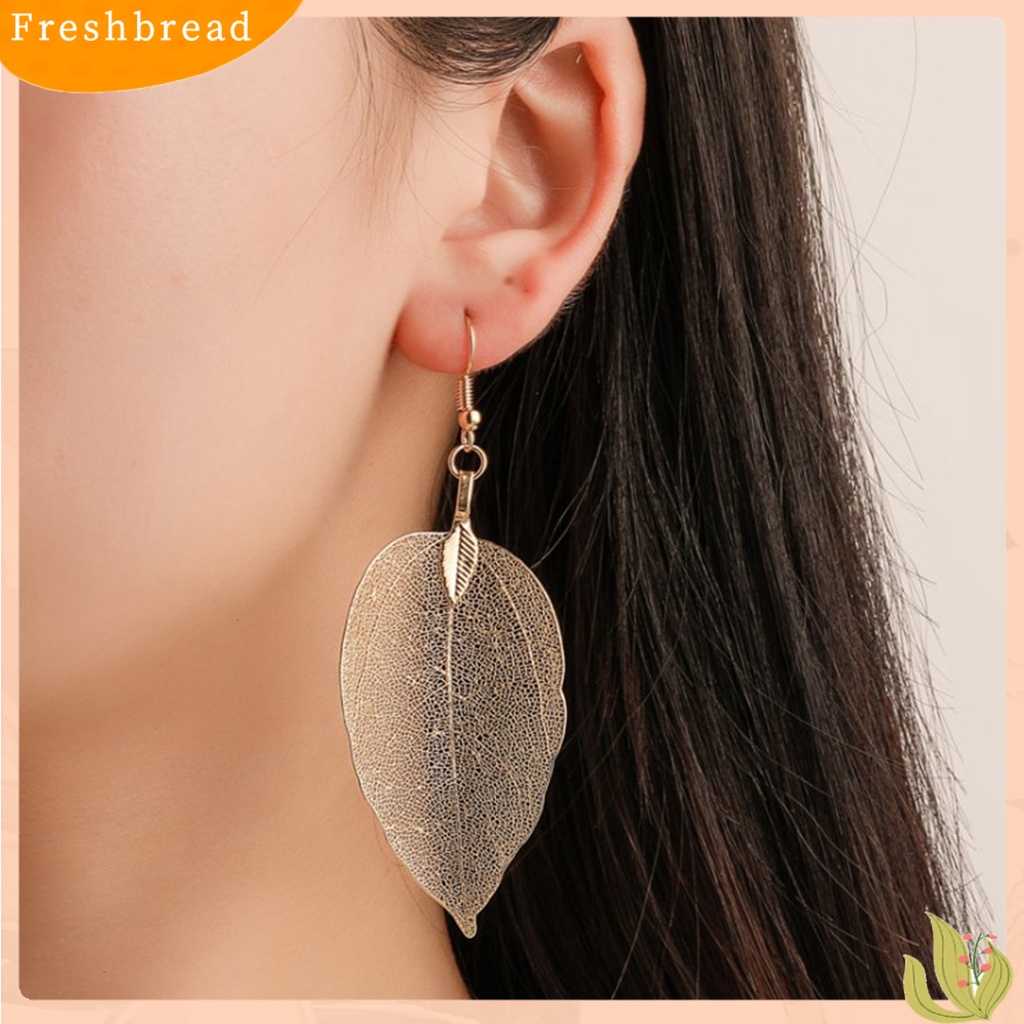 &lt; Freshbread &gt; Pohon Daun Bentuk Alloy Hollow Bright Menjuntai Anting Kait Perhiasan Fashion Untuk Pernikahan