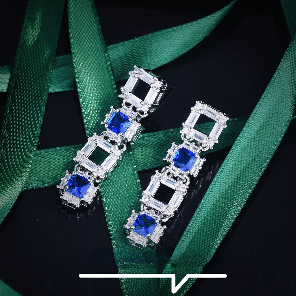 Goldkingdom Aksesoris Perhiasan Fashion Ready Stock Anting Geometris Temperamen Wanita Royal Sapphire Anting Panjang.