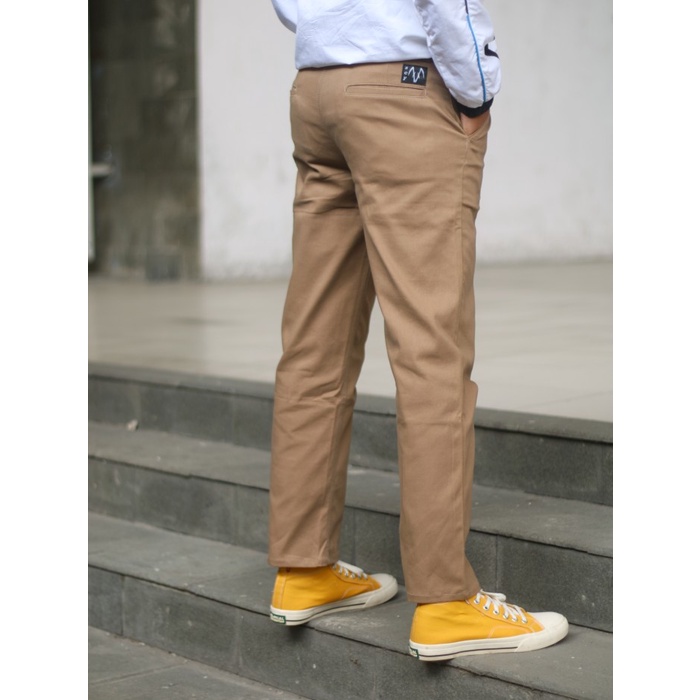 CELANA CHINO PRIA PANJANG STANDAR/REGULAR BIG SIZE - Mocca, 28