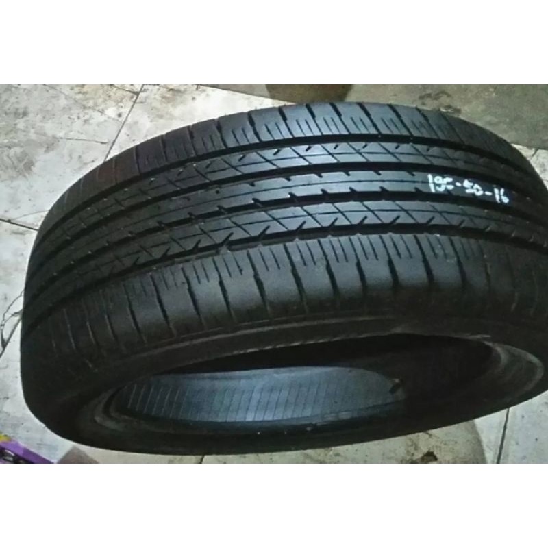 ban second mobil ring 195/50 R16 merk Bridgestone turanza