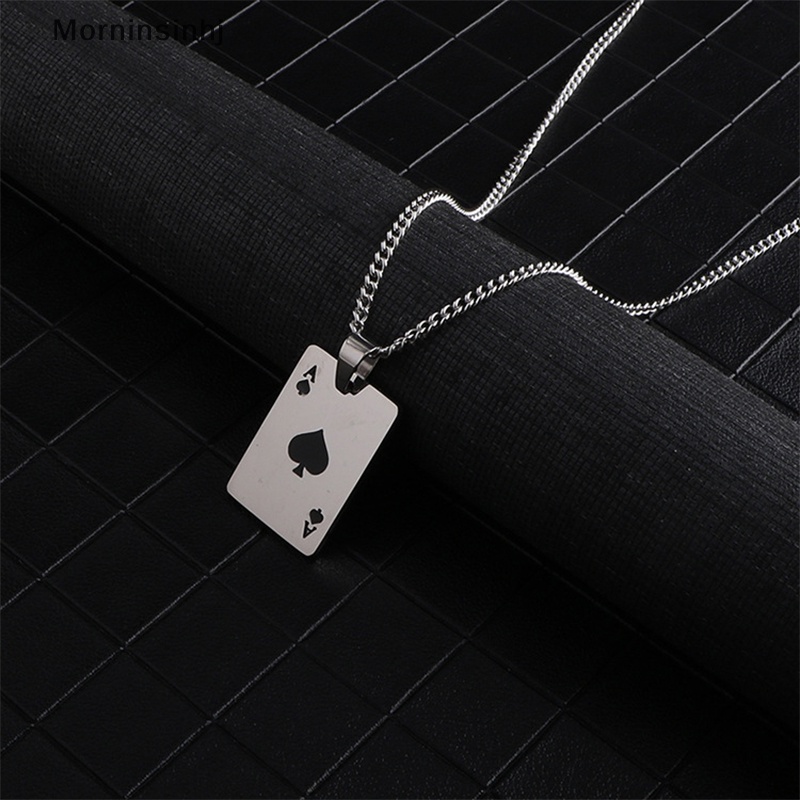 Mornin Pria Baja Titanium Poker Beruntung Ace of Spades Liontin Kalung Merah Hitam Warna Perak Baja Titanium Rantai Panjang Kalung Perhiasan id