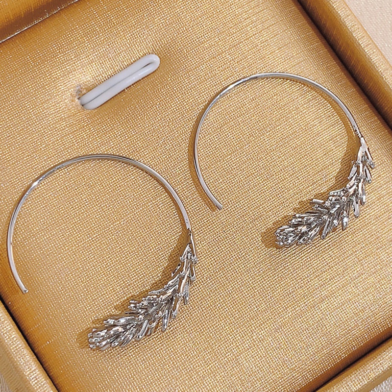 French Niche Retro Fashionable Medieval Metal Simple Ring Wheat Ear Earrings