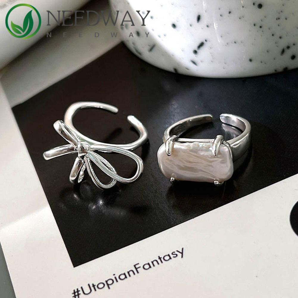 Needway  Wanita Pembukaan Cincin Kepribadian Unik Indah Mutiara Jari Cincin Niche Desain Busur Tembaga Sederhana Gaya Korea Cincin