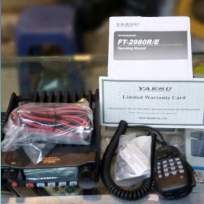 Radio rig Yaesu Ft-2900