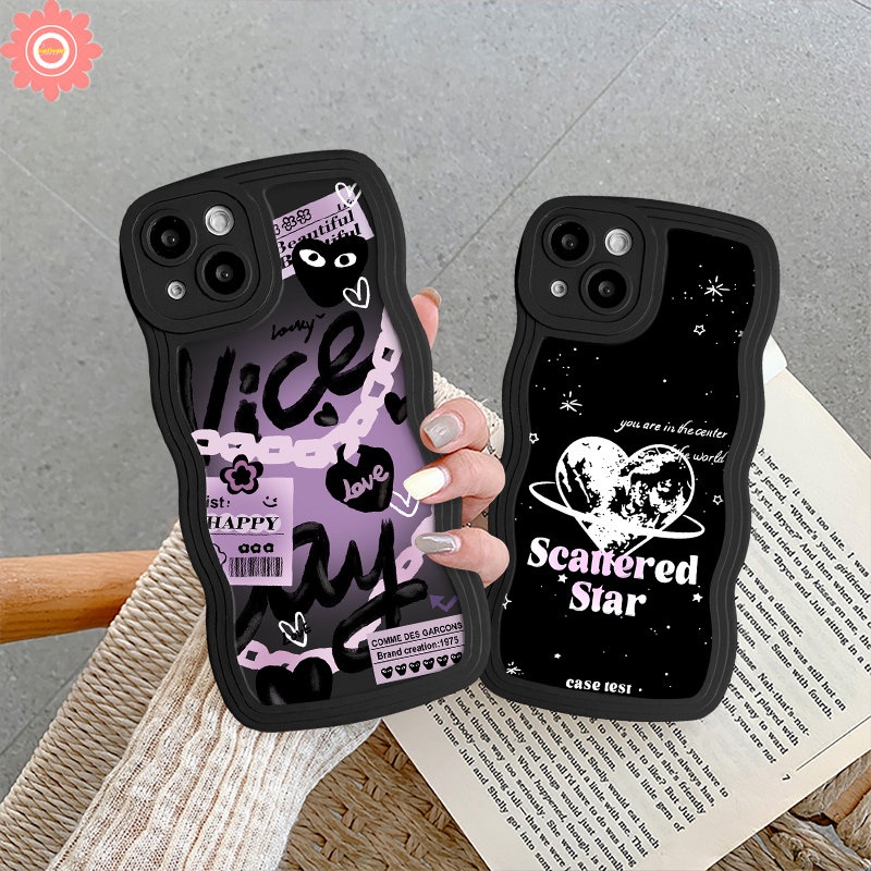 Ins Comme des Garcons Cute Graffiti Love Heart Phone Case Kompatibel Untuk IPhone 7Plus 11xr 12 13 14 Pro Max7 6s 14 8 6 Plus X XS Max SE 2020 Lembut Tpu Bergelombang Pinggiran Penutup Belakang