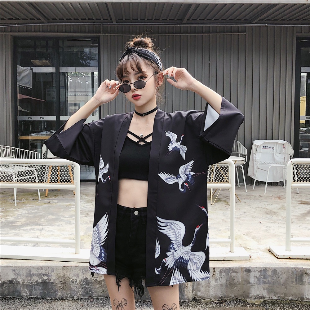 Cetak Derek Hitam Dan Putih Kimono Pantai Pria Dan Wanita Longgar Kardigan Harajuku Jepang Haori Unisex