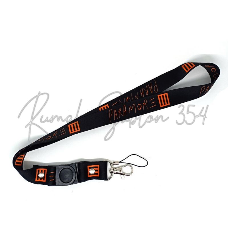 

lanyard PARAMORE / gantungan kunci band metal musik rock / tali gantungan leher logo / unisex