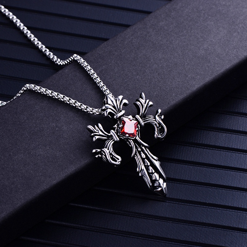Klasik Kalung Salib Naga Ganda Fashion Retro Kristen Kepribadian Salib Yesus Bertatahkan Hadiah Liontin Ruby Buatan