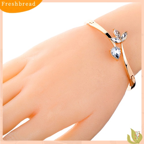 &lt; Freshbread &gt; Wanita Rose Gold Disepuh Berlian Imitasi Bertatahkan Bunga Ramping Cuff Bangle Gelang