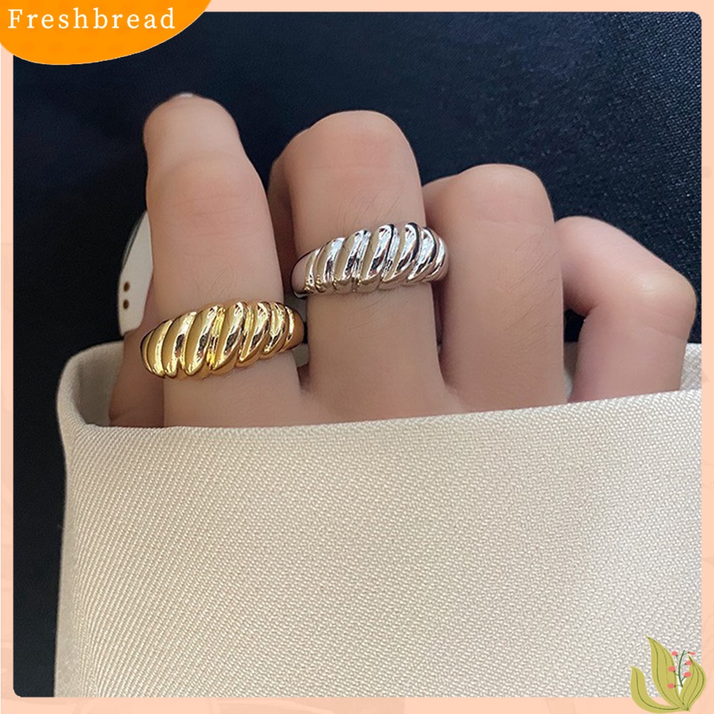 &lt; Freshbread &gt; Cincin Jari Terbuka Dapat Disesuaikan Berlebihan Tidak Luntur Vintage Dekorasi Kepribadian Wanita Perhiasan Perancis Croissant Cincin Perhiasan Aksesoris