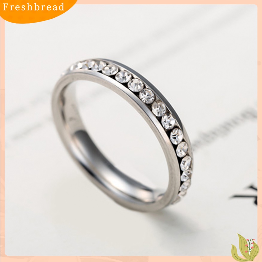 &lt; Freshbread &gt; Indah Permukaan Halus Pernikahan Band Baja Titanium Berlian Imitasi Sederhana Wanita Cincin Pesona Perhiasan