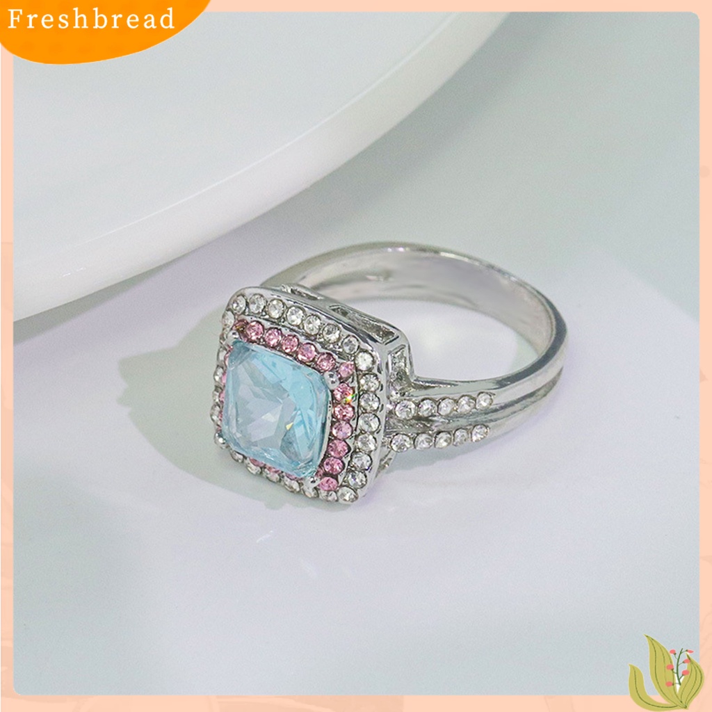 &lt; Freshbread &gt; Wanita Cincin Persegi Cubic Zirconia Perhiasan Berlian Imitasi Bersinar Cincin Jari Untuk Pernikahan