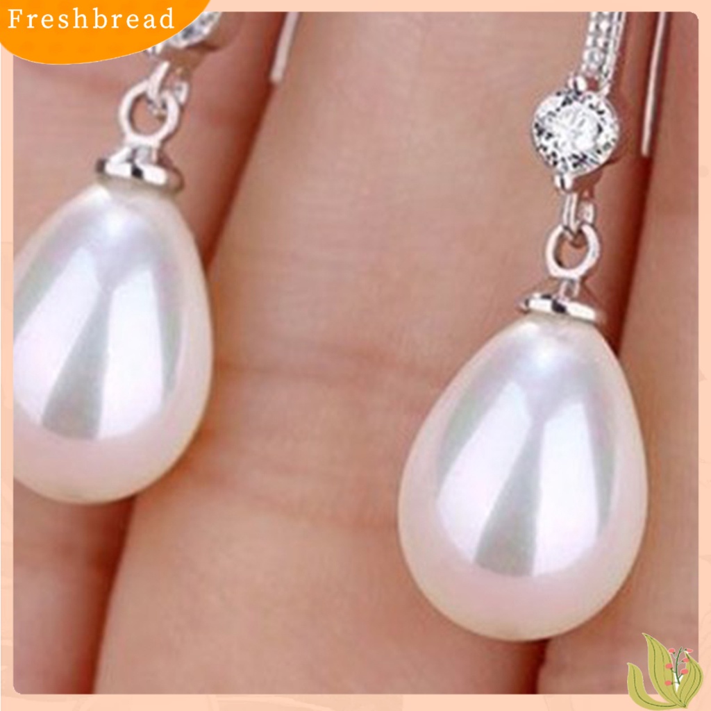 &lt; Freshbread &gt; 1pasang Anting Wanita Berbentuk Oval Perhiasan Mutiara Imitasi Berlian Imitasi Bersinar Anting Kait Untuk Prom