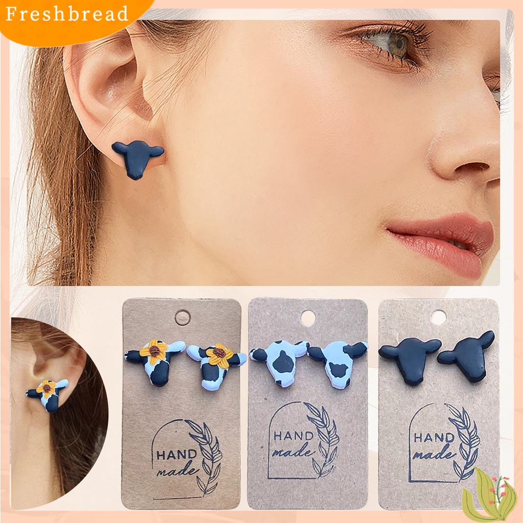 &lt; Freshbread &gt; 1pasang Ear Studs Acrylic Lucu Kecil Padat Kepribadian Hadiah Hypoallergenic Dairy Cow Shape Women Earrings Fashion Jewelry