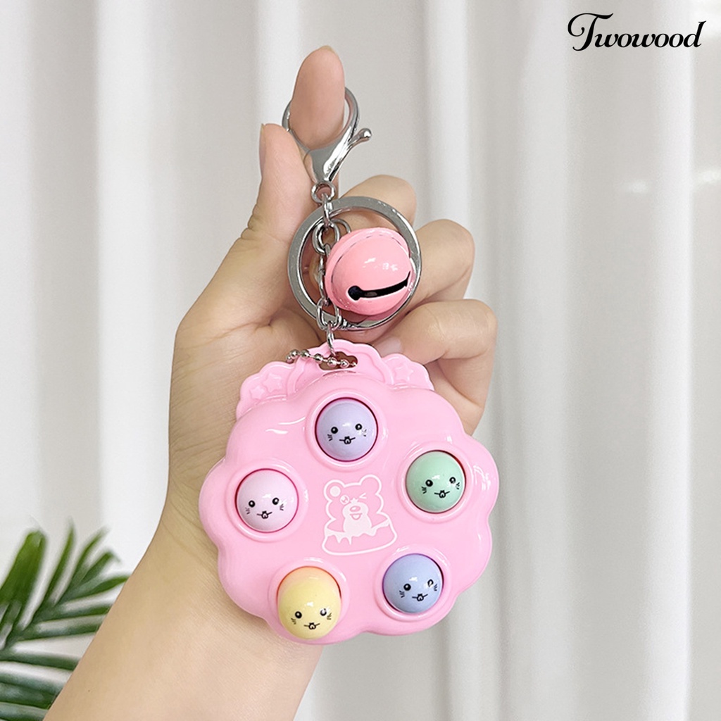 Twowood Whack-a-mole Gantungan Kunci Indah Nostalgia Kartun Liontin Dengan Bell Menghilangkan Bosan Gelisah Mainan Mini Portabel Konsol Game Gantungan Kunci Hadiah Natal