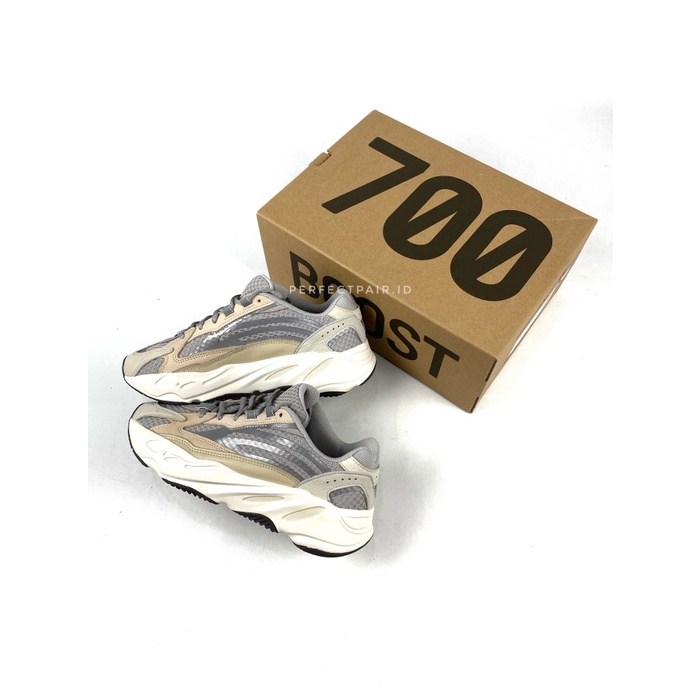 Adidas Yeezy Boost 700 V2 Cream