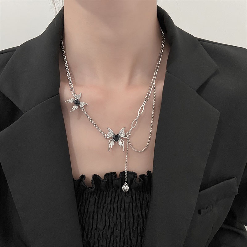 Kalung Kupu-Kupu Hati Geometris Bahan Alloy Kristal Korea Untuk Wanita