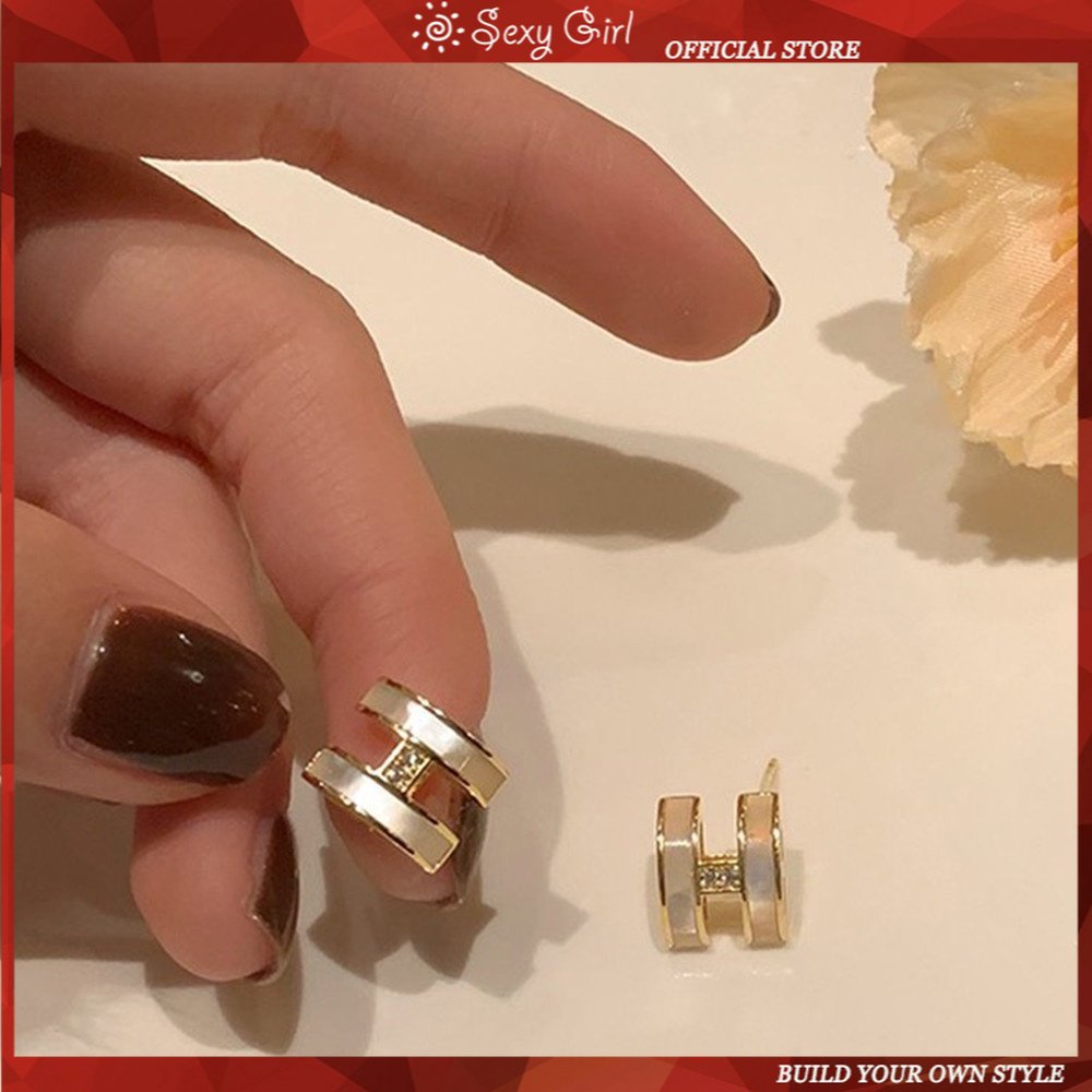 Niche Desain Emas Asli Dilapisi Shell Zirkon Surat H Kalung Anting Wanita High-end Rasa Ringan Mewah Kalung Rantai Klavikula Perhiasan Gadis Seksi