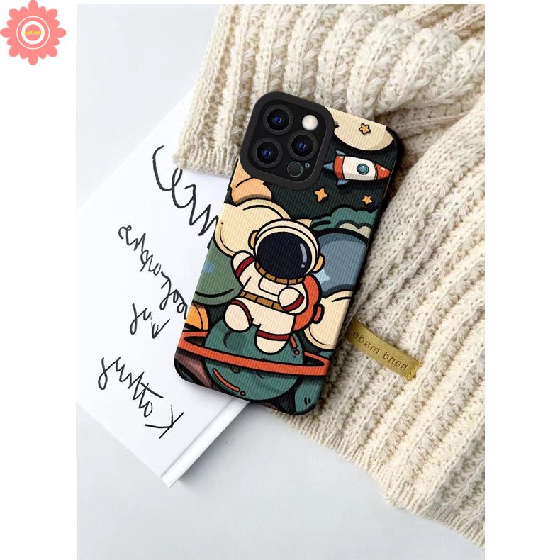 IPHONE Casing Ponsel Tekstur Kulit Mewah Kompatibel Untuk Iphone11 12 13 14 Pro MAX XR 7 8 Plus X XS MAX 7Plus Kartun Lucu Astronot NASA Silicon Lembut Shockproof Cover