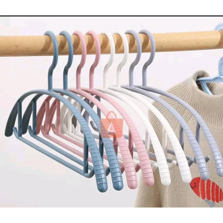 Hanger Plastik Lengkung Set Isi 10 Pcs Putih Abu / Gantungan Jemuran Baju Pakaian Aesthetic