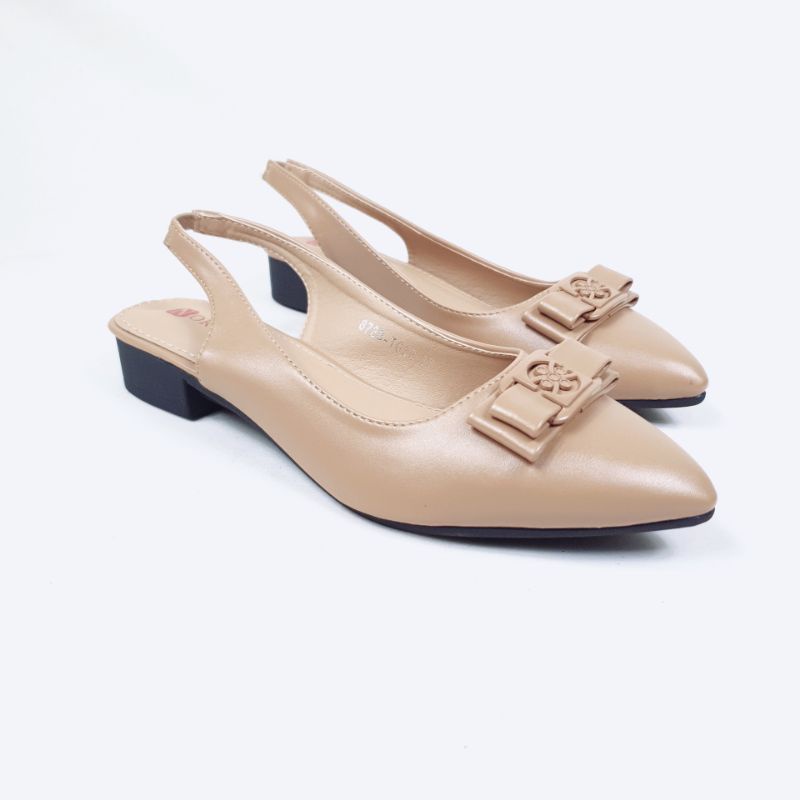 Norvid Flatshoes slingback simple slip on