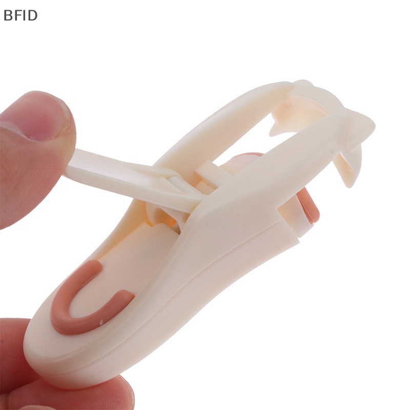 [BFID] Cat Claw Cute Eyelash Curler Profesional Klip Bulu Mata Alat Kecantikan Mata [ID]