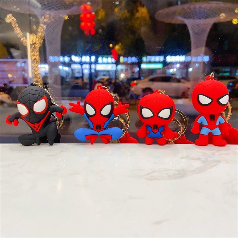 Marvel Avengers Gantungan Kunci Superhero Spiderman Silikon Liontin Keyring Ransel Key Holder Aksesoris Dekorasi Mobil