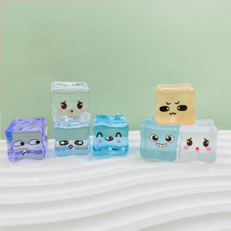 1pc Hiasan Mobil Es Batu Resin Bercahaya Warna Random/ Boneka Ekspresi Kartun Lucu Hias Otomotif/ Aksesoris Interior Kendaraan DIY