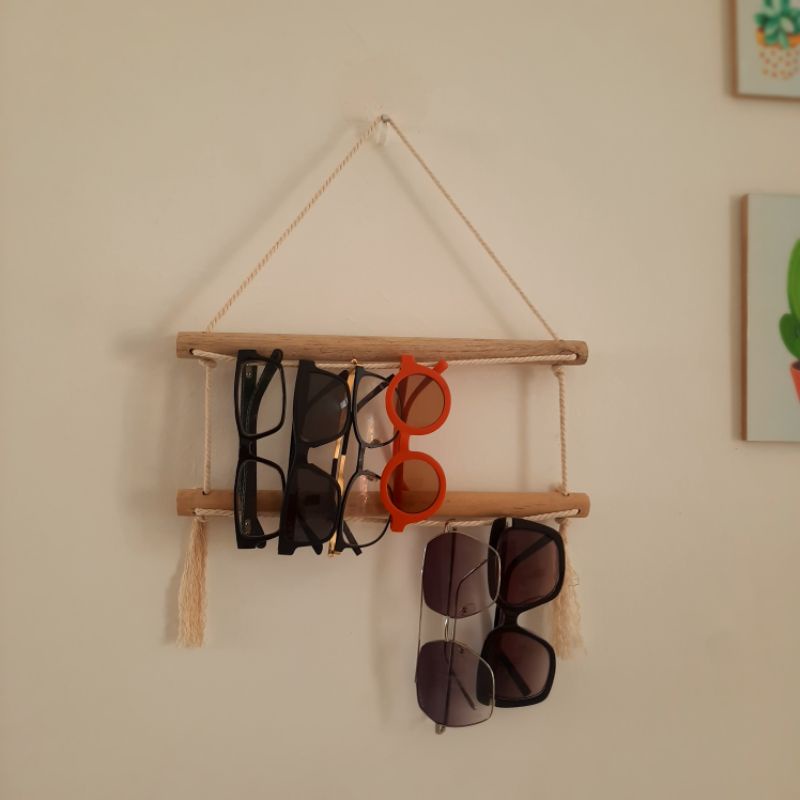 Rak Kacamata display Stick Kayu Berkualitas