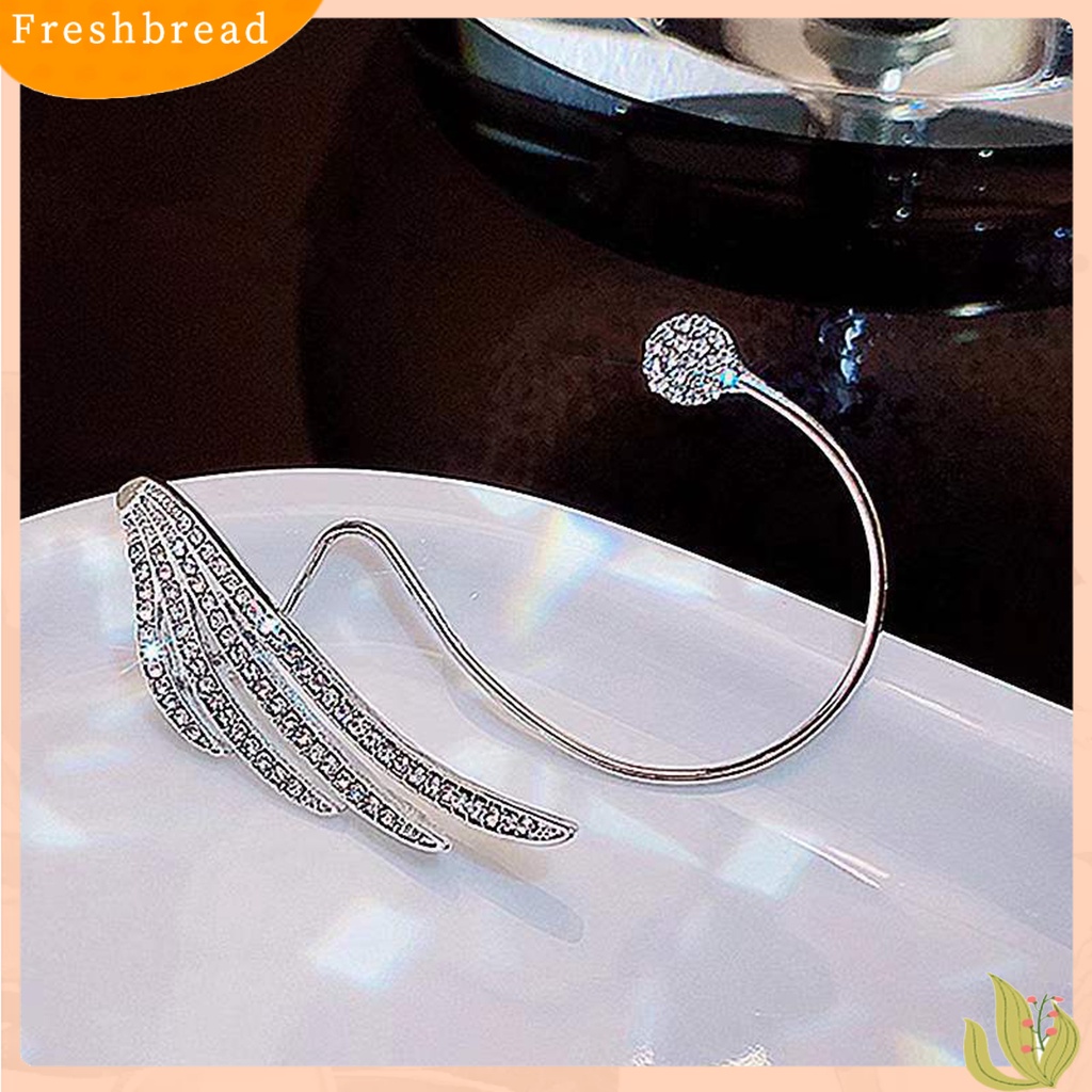 &lt; Freshbread &gt; Lady Klip Telinga Bentuk Sayap Berlian Imitasi Hias Supper Shiny Individu Arc Women Earrings Untuk Prom