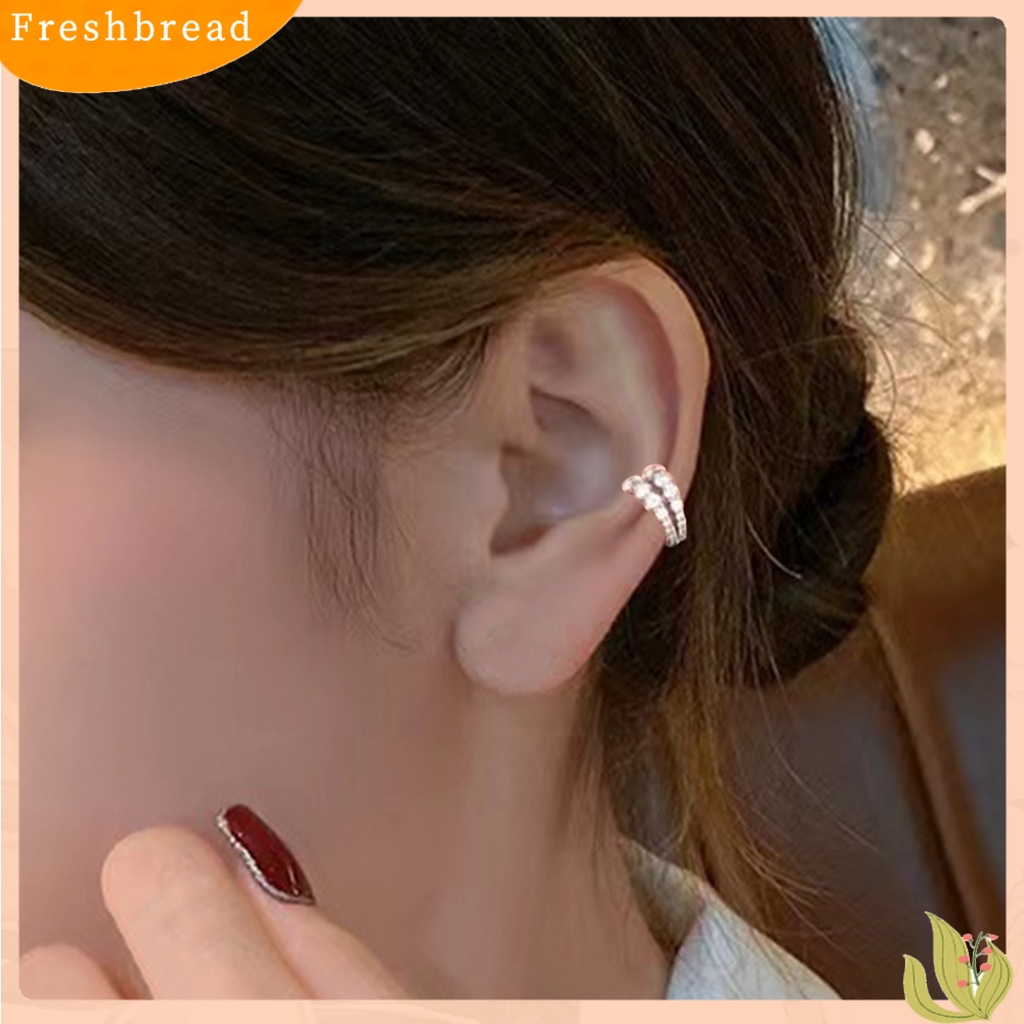 &lt; Freshbread &gt; 1Pc Anting Wanita Berkilau Desain Berlian Imitasi Efek Visual Mengkilap Multi-layer Semua Pertandingan Hias Warna Hidup Wanita Klip on Anting-Anting Non-Piercing