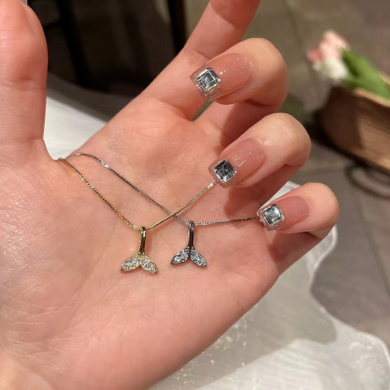 Wanita Fashion Fishtail Kalung Berlian Imitasi Alloy Necklace
