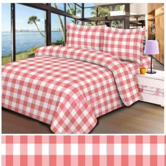 sprei kotak emily merah muda pink