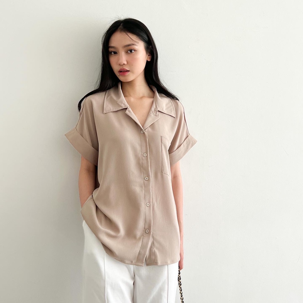 Beige Studio - Abby Shirt / Kemeja Lengan Pendek Wanita