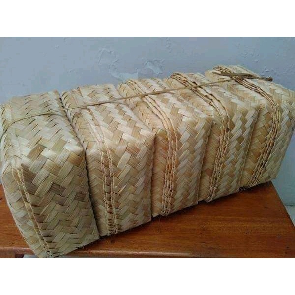 

Besekraf [ SEPASANG 2 PCS ] BESEK BAMBU NATURAL | BESEK HAMPERS CATERING PWR