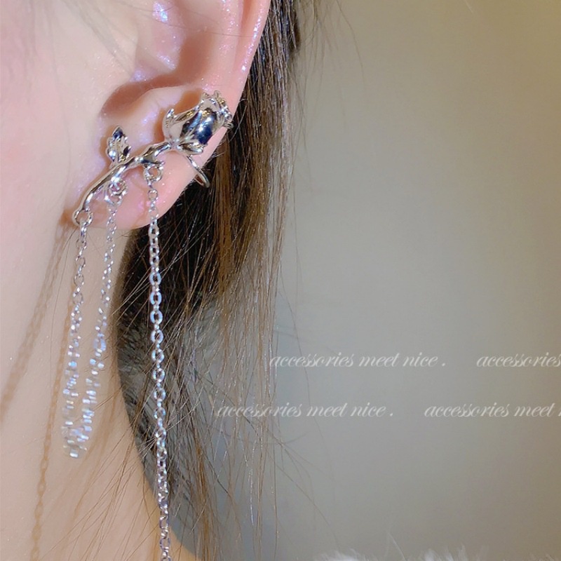 Anting Kecil Niche Streaming Mawar Retro Prancis