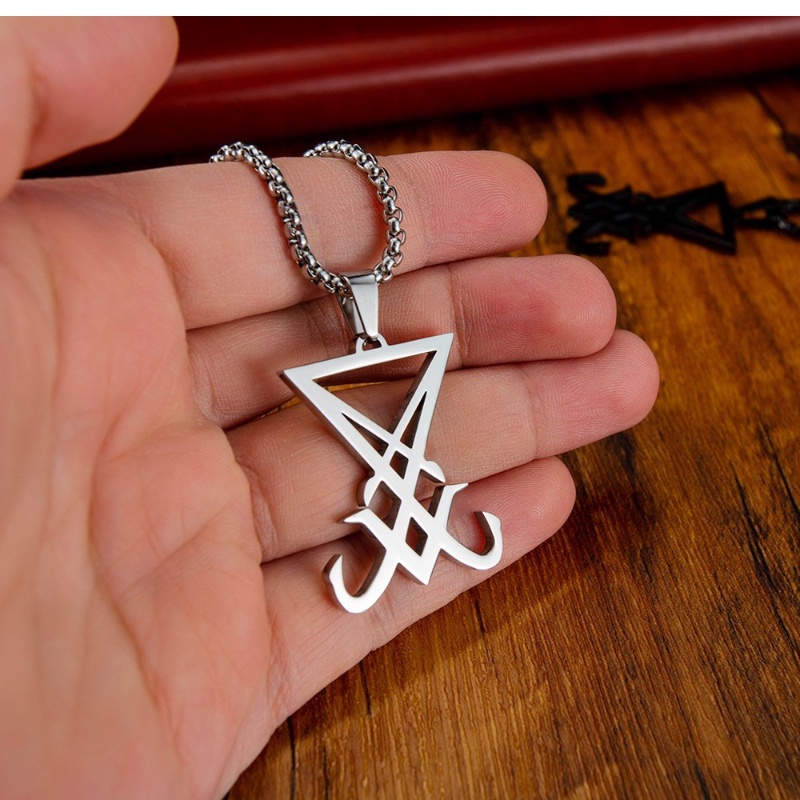 Z H Perhiasan Stainless Steel Lucifer Emblem Segel Liontin Hip Hop Rock Fashion Pria Dan Wanita Baja Titanium Kalung Retro Punk Aksesoris Pesta