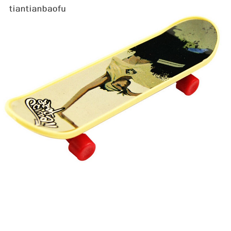 [tiantianbaofu] 1x Mini Finger Board Skateboard Novelty Anak Laki-Laki Perempuan Mainan Hadiah Untuk Pesta 3.7 &quot;Boutique