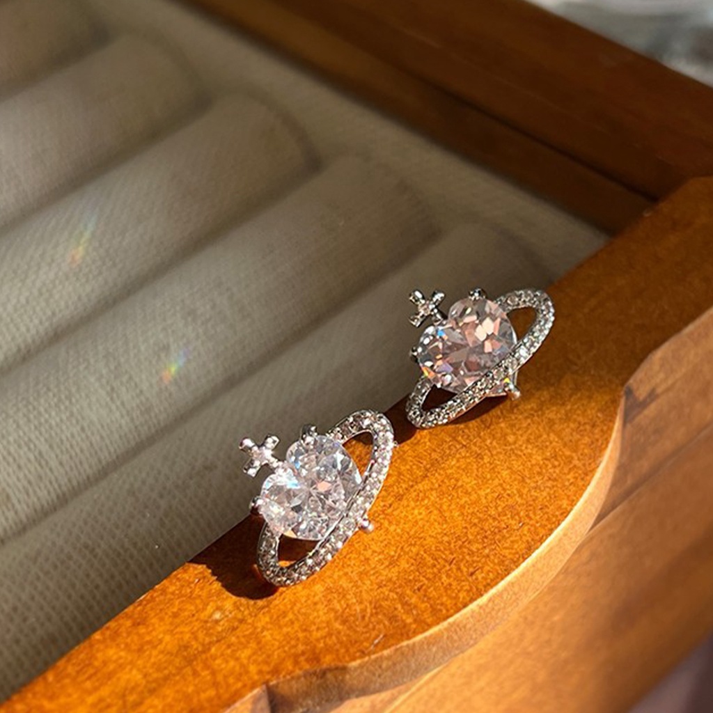Anting Kristal Berlian Imitasi Simple Planet Love Anting Perhiasan Temperamen Perak Untuk Anak Perempuan