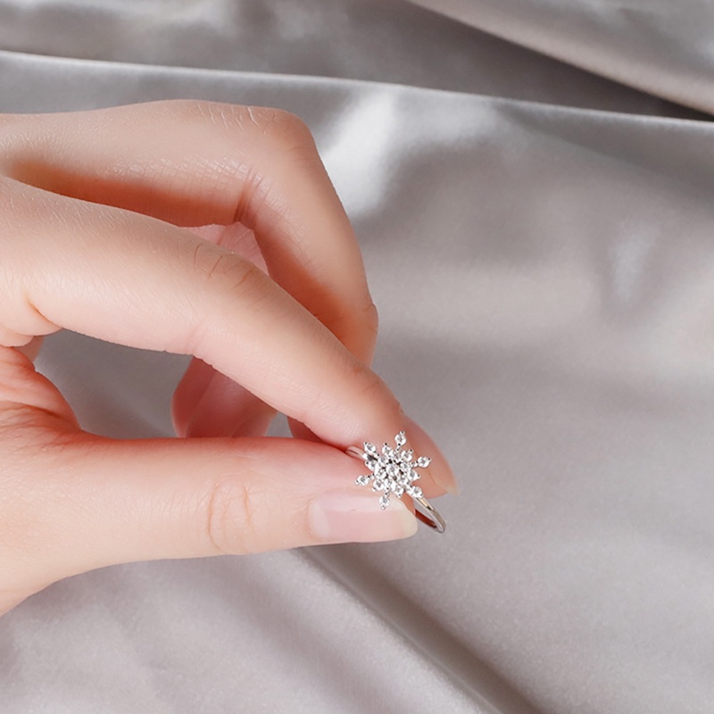 Berputar Snowflake Pesona Kecemasan Cincin Untuk Wanita Mewah Kristal Spinner Fidget Ring Natal Berputar Rings Anti Stres Perhiasan